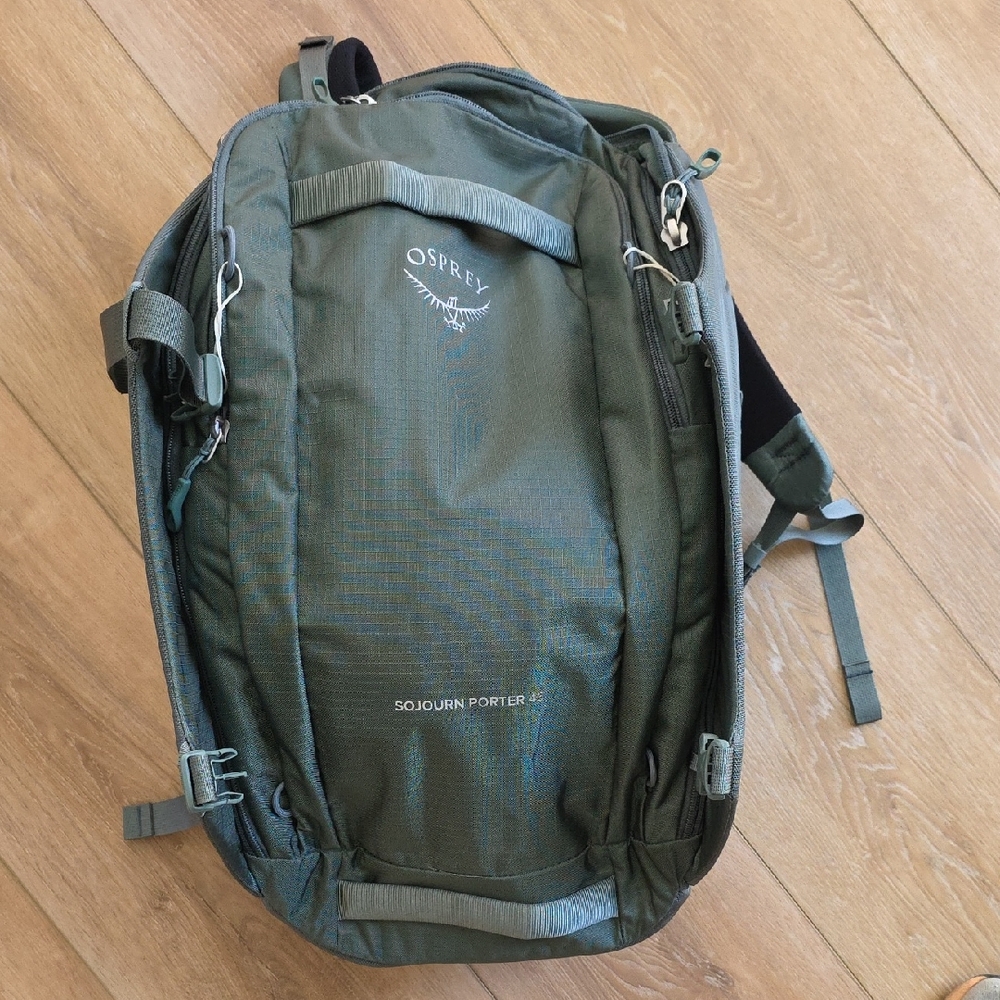 Osprey Sojourn Porter 46L Dark Green Backpack
